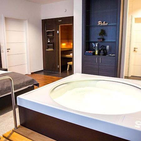 Plus Punkt Private Spa Вайнгартен Экстерьер фото