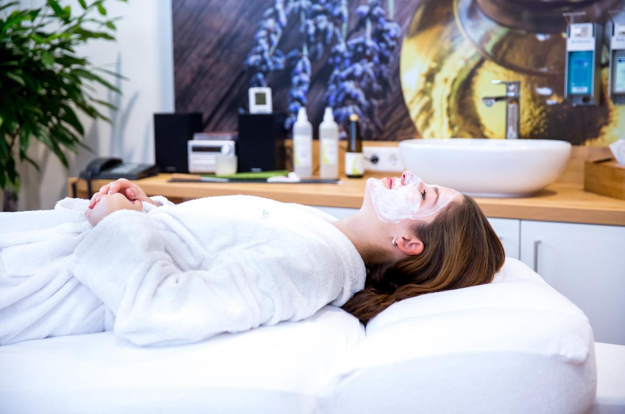 Plus Punkt Private Spa Вайнгартен Экстерьер фото